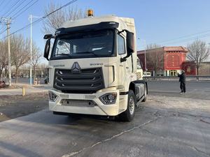 2026 Heavy Duty Truck 371 SINOTRUCK 420 <b>Trailer</b> Head 4x2 <b>Tractor</b> Price - Product Image 4