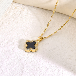 Collana con Catena a Maglie in Acciaio Inossidabile Placcato Oro 18K PVD, Ciondolo Trifoglio Nero, Gioielli Impermeabili e Antiossidanti per Donne, Anniversario - Product Image 1