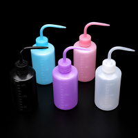 Bouteilles souples en plastique pour le nettoyage, l'arrosage, le lavage en laboratoire, le rinçage des tatouages et des cils