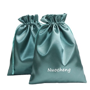 Bolsa de Embalaje 2025 con Cordón, Bolsa de Satén Suave para Cabello, Bolsa de Seda con Cordón para Regalo, Bolsas de Satén para Empacar Pelucas - Product Image 1