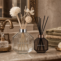 Bouteilles diffuseuses en verre transparent octogonales de 100-200 ml à faible MOQ, économiques, pour diffuseurs à bâtonnets, écologiques, pour la maison