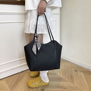 Daily Outdoor Travel Shopping Tote <b>Bags</b> Women's Leather Handbag - Product Image 1