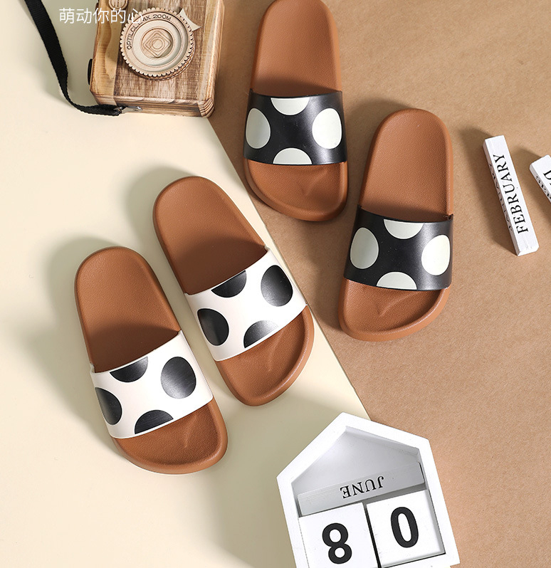 New Children's Slippers Girls PVC Shoes Cute Black and White Dot Non-slip Kids Summer Slides