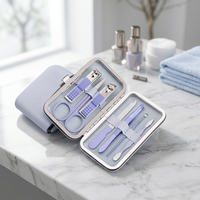 Ensemble de manucure et pédicure 7 en 1 en acier inoxydable, kit de soin des ongles avec étui de voyage