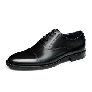 Chaussures en cuir formelles pour affaires - Nouveau modèle 2026. Cuir véritable, toucher haut de gamme. Chaussures Oxford rétro anglaises à bout pointu. - Product Image 5