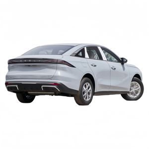 2025 <span class=keywords><strong>mejor</strong></span> venta coche de <span class=keywords><strong>segunda</strong></span> <span class=keywords><strong>mano</strong></span> nuevo modelo adulto compacto <span class=keywords><strong>enchufable</strong></span> <span class=keywords><strong>híbrido</strong></span> Geely Galaxy L6 Coche - Product Image 6