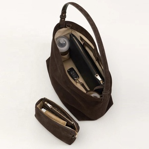 <span class=keywords><strong>Sac</strong></span> à <span class=keywords><strong>langer</strong></span> moderne de dernière génération, en cuir suédé, style féminin, <span class=keywords><strong>sac</strong></span> à <span class=keywords><strong>langer</strong></span> pour femme, <span class=keywords><strong>sac</strong></span> à main en PU avec sangle pour <span class=keywords><strong>poussette</strong></span> - Product Image 3