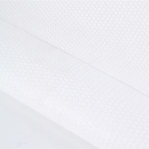 Tissu non tissé en spunlace teinté pour la fabrication sur mesure au Vietnam avec des fibres de viscose tencel - Product Image 4