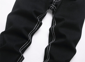 <span class=keywords><strong>Jeans</strong></span> en denim premium avec surpiqûres super résistantes, poches à rabat et broderie fer à cheval - Product Image 4