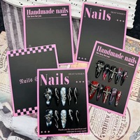 Offre Spéciale Noël : Faux Ongles Courts Carrés Rouge et Vert Motif Flocon de Neige et Canne à Sucre – 24 Pièces pour Fêtes de Fin d'Année
