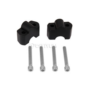 Elevador de manillar modificado, adaptadores de alta calidad de aleación de aluminio para <span class=keywords><strong>BMW</strong></span> <span class=keywords><strong>G310GS</strong></span> <span class=keywords><strong>2017</strong></span> 2018 2019, 30mm de altura - Product Image 1