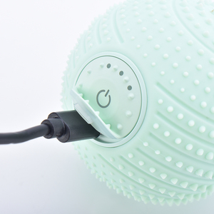 ポータブルインテリジェント電動振動マッサージフットローラー、スパイク付きシリコンヨガマッサージローラーボール - Product Image 5