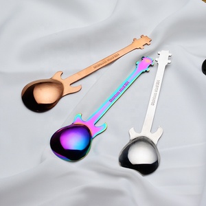 Cuillère à café créative en forme de guitare basse, mignonne, plaquée titane, pour dessert, enfants, ensemble de couverts en acier inoxydable 304, 10 pièces, cadeaux d'affaires - Product Image 5