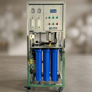 Système de filtration d'eau par osmose inverse de 1000 litres par heure, équipement de traitement de l'eau, machine d'osmose inverse au prix d'usine - Product Image 1