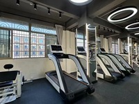 Caminadora Comercial de Lujo ZY con Pantalla Táctil Android de 21.5 Pulgadas, Máquina para Correr Motorizada de Alta Resistencia para Uso Profesional en Gimnasios