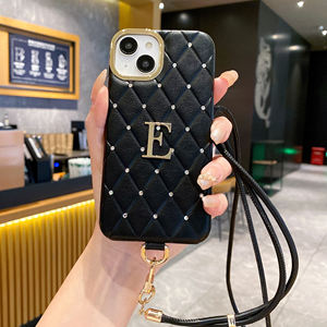 Nueva <span class=keywords><strong>funda</strong></span> de teléfono móvil personalizada <span class=keywords><strong>inicial</strong></span> vegetariana cruzada de cuero <span class=keywords><strong>funda</strong></span> de teléfono de diamante para iPhone 16 pro Max - Product Image 5