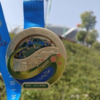 Fábrica con 21 Años de Experiencia, Produce Trofeos de Baloncesto Metálicos Personalizados y Medallas de Fútbol