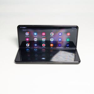 ขายดี มือสองสำหรับ <span class=keywords><strong>Z</strong></span> Fold3 <span class=keywords><strong>5G</strong></span> สมาร์ทโฟนเวอร์ชั่น Global มีรอยขีดเล็กน้อย คุณภาพดี แรม 12GB หน้าจอ 7.6 นิ้ว - Product Image 6