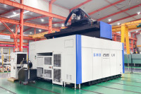 Centre d'usinage CNC à portique 5 axes GUOSHENG GMB2520LX, haute rigidité, pour pièces de moules automobiles et composants structurels aérospatiaux