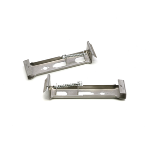 Supports et crochets en alliage d'aluminium pour systèmes de drainage des eaux pluviales résidentiels et d'appartements - Product Image 2