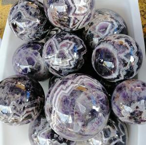 Pierres de guérison de sphère de fluorite arc-en-ciel de mica naturel en gros pour les produits spirituels - Product Image 2