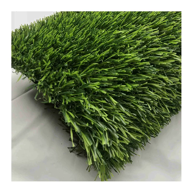 Berserk sintetico Indoor / Outdoor aspetto naturale tappeto erboso erba artificiale di alta qualità per il giardino