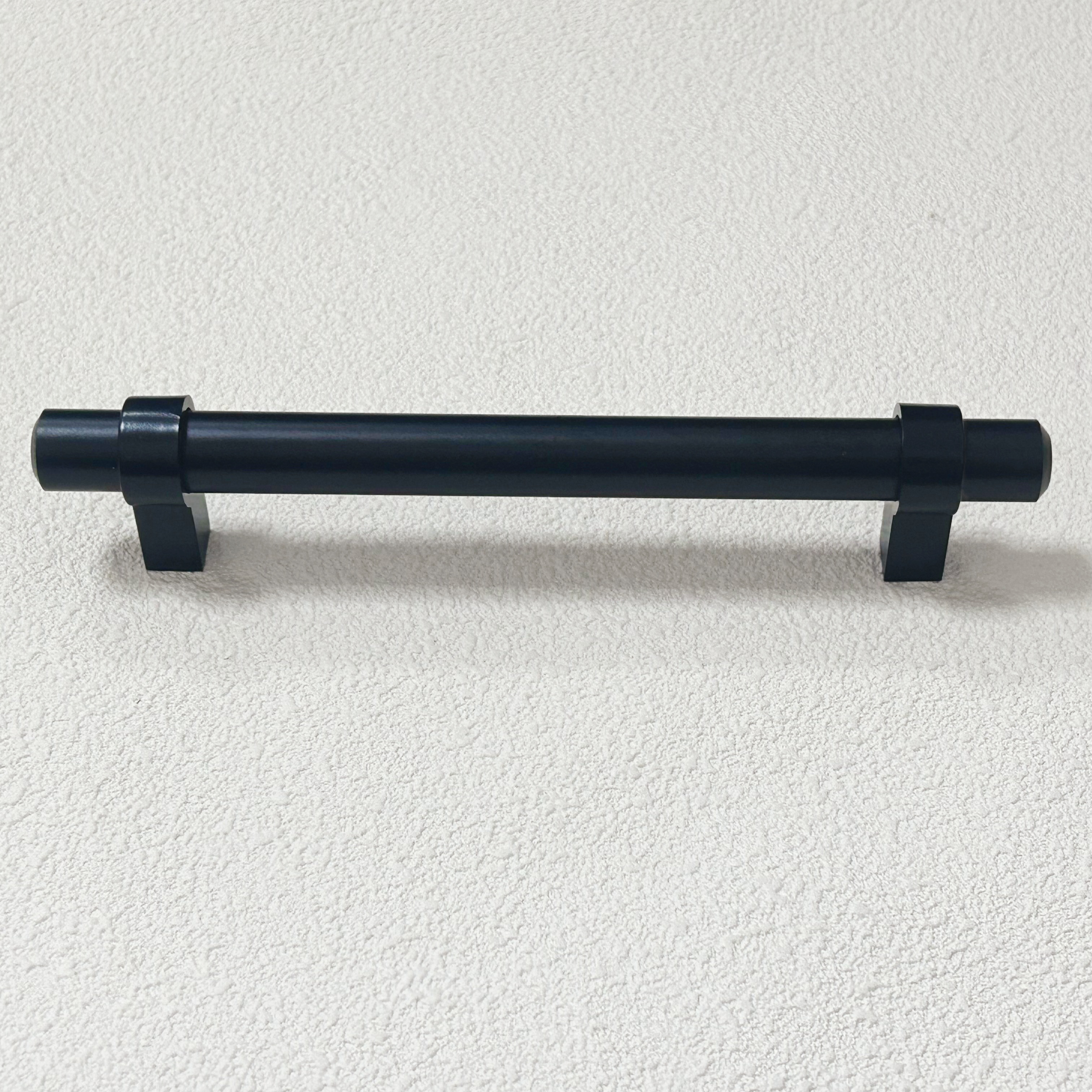 Heavy Duty Adjustable T-Shaped Iron Rod Zinc Alloy Modern Furniture Handle Durable Antirust for Cabinets Drawers Wardrobes