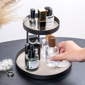 <span class=keywords><strong>ชั้น</strong></span><span class=keywords><strong>วาง</strong></span><span class=keywords><strong>ของ</strong></span>ทรงกลมแบบตั้งพื้นสอง<span class=keywords><strong>ชั้น</strong></span> ทำจากเหล็กดัดและหนัง สไตล์นอร์ดิก สำหรับเก็บเครื่องสำอาง เครื่องประดับ และของตกแต่ง - Product Image 1