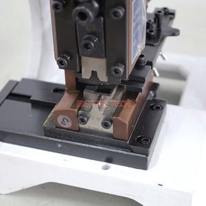 Máquina prensadora de inserción de enchufe de cableado de cable eléctrico - Product Image 6