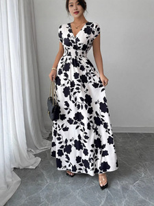 Robe longue élégante pour femme à manches courtes, col en V, imprimé floral, nouée à la taille, nouvelle collection été - Product Image 5