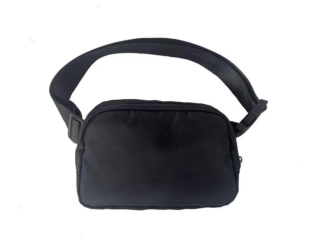 สไตล์สีดำเรียบง่าย