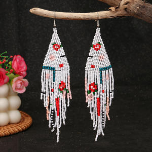 ต่างหูทองเหลืองทรงเรขาคณิตทันสมัย ประดับพู่หลากสีสันลายดอกไม้สไตล์วินเทจ พร้อมลูกปัดข้าวสำหรับผู้หญิง UIONEN 1848 - Product Image 5