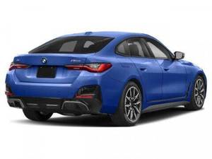 Se Aceptan Pedidos Personalizados, Auto <span class=keywords><strong>2018</strong></span> I4 <span class=keywords><strong>120i</strong></span> con Paquete <span class=keywords><strong>M</strong></span> <span class=keywords><strong>Sport</strong></span>, Tracción Trasera, Asientos de Cuero, Interior Oscuro, Llantas R16, Caja de Cambios Automática, Volante a la Izquierda - Product Image 4