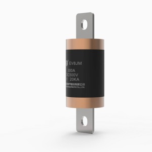 Fusible de Alta Corriente Sinofuse EV8JM Cerámico 150A-300A DC500V 20kA para Autobús Eléctrico, Paquete de Baterías ESS, Vehículo Eléctrico - Product Image 3