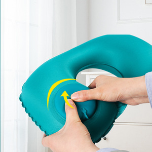Oreiller de voyage gonflable en U super portable pour avion et voiture, soutien cervical et tête - Product Image 4