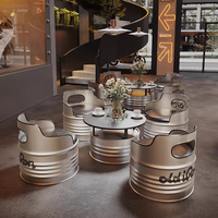 Innovatives Design Outdoor Metall Stuhl Set Kreative Öl Eimer Industries til Eisen Kunst für Esszimmer Gym-Restaurant Geeignet