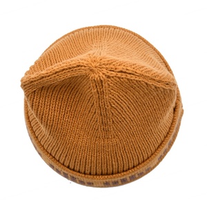 Gorro acrílico marrón al por mayor logotipo bordado personalizado gorro de invierno tejido acanalado de alta calidad - Product Image 5