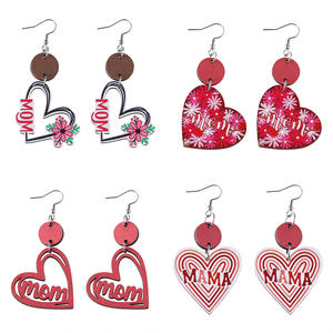 Pendientes de madera Regalo del Día de la madre Flores de mamá Colgante de círculo en forma de corazón Pendientes de doble cara para mujeres Uionen 992 - Product Image 4