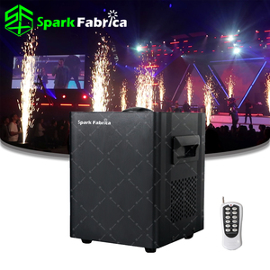 เครื่องพ่นประกายไฟ Spark Jet <span class=keywords><strong>Pro</strong></span> <span class=keywords><strong>SF</strong></span> 05 600W สำหรับมืออาชีพ ใช้ได้ทั้งภายในและภายนอกอาคาร อุปกรณ์สร้างเอฟเฟกต์บนเวที ระยะ 5 เมตร เครื่องพ่นประกายไฟเย็นไร้สาย ตัวเครื่องทำจากอะลูมิเนียม - Product Image 1