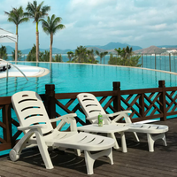 Chaise longue d'extérieur en plastique pour hôtels, terrasses et piscines – Vente en gros, design varié