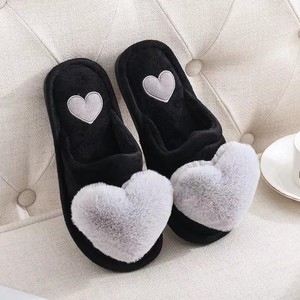 Pantofole in cotone autunnali e invernali con cuori a cartone animato, antiscivolo, calde, da donna, grandi, per la casa, all'ingrosso. - Product Image 5