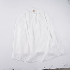 Robe d'été élégante pour femme à col licou avec boucle métallique florale, taille naturelle respirante, imprimé numérique tissé - Product Image 2