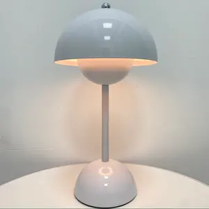 Sterke Decoratieve Studie Verfraaiing Essentiële Elegante Knop Bureaulamp