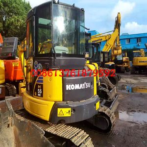 Mini pelleteuse sur chenilles PC55MR-2 Komatsu japonaise d'occasion avec composant de moteur central - Product Image 5