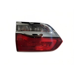 Luz Trasera Exterior Cromada 14-16 para Grand Cherokee CALAVERA, Pieza de Repuesto, 12V, Halógena, Modelo de Iluminación Automotriz Usada P0068 - Product Image 1