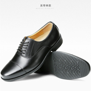 รองเท้าหนังผู้ชายแบบทางการ สีดำ ทรงอ็อกซ์ฟอร์ด สำหรับใส่ทำงาน หนังแท้ ใส่ได้ทั้งฤดูใบไม้ผลิและฤดูใบไม้ร่วง - Product Image 2