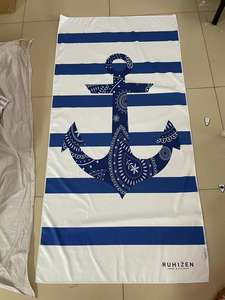 Serviette <span class=keywords><strong>de</strong></span> <span class=keywords><strong>plage</strong></span> gaufrée imprimée sans RPET - Product Image 2