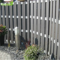 Clôture verticale en composite bois-plastique décorative en aluminium pour extérieur, respectueuse de l'environnement, résistante aux rongeurs, imperméable, certifiée, 6 pieds
