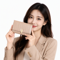 Dompet Pendek Wanita Model Lipat Tiga, Tas Clutch PU Tahan Air, Penutup Hasp, Lapisan Poliester