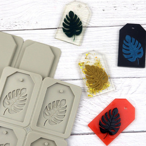 <span class=keywords><strong>Moule</strong></span> en <span class=keywords><strong>silicone</strong></span> à <span class=keywords><strong>4</strong></span> cavités en forme de feuille de Monstera pour cire aromatique, résine, étiquettes et décoration de gâteaux - Product Image 6